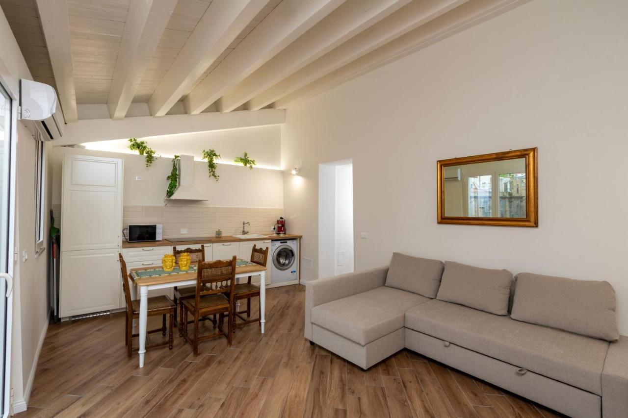 Cortile Del Greco Apartments Palermo Exterior foto